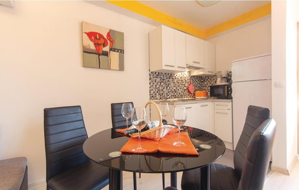 Appartement Mirjana à Pjescana Uvala Extérieur photo